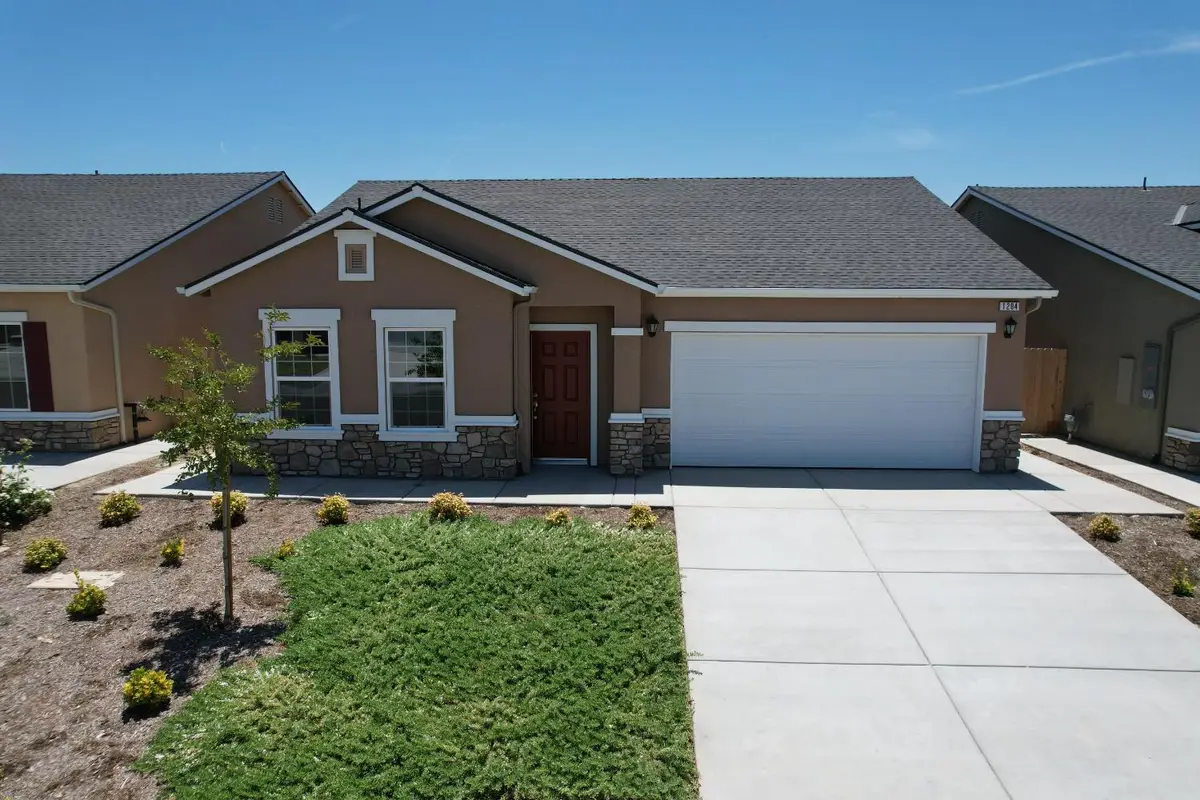 1105 E Orange Street, Avenal, CA 93204 - Image #1