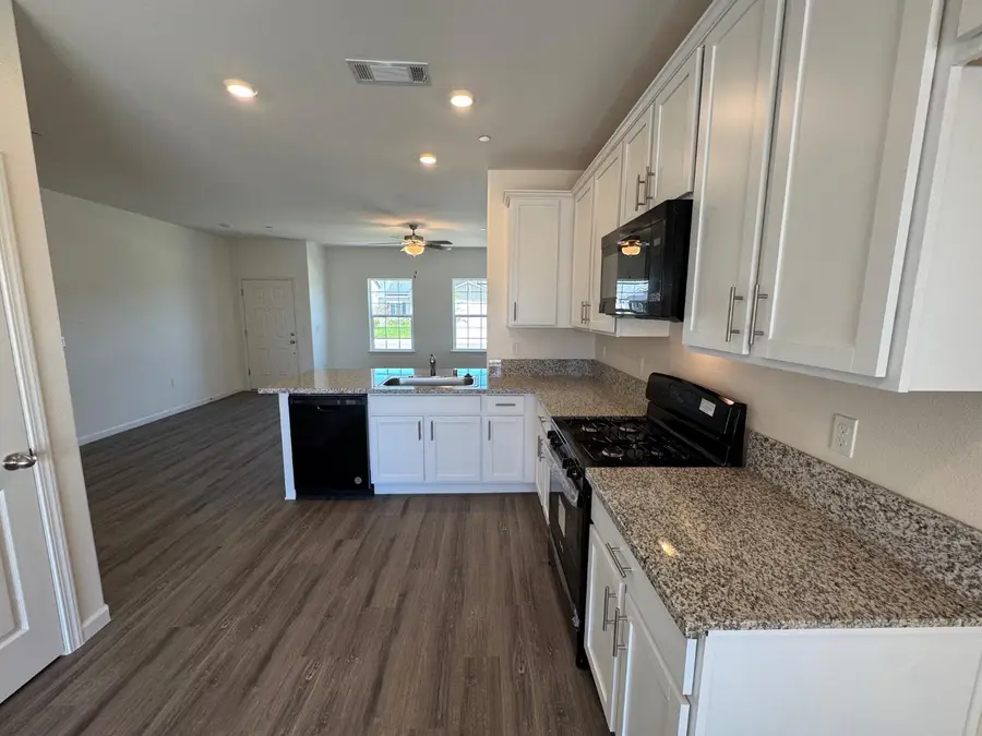 1224 E Orange Street, Avenal, CA 93204 - Image #3