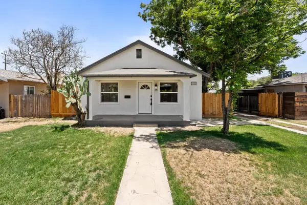1022 N Carruth Avenue, Fresno, CA 93728
