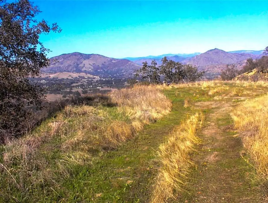 248 Fawn Lane, Yokuts Valley, CA 93675 - Image #3