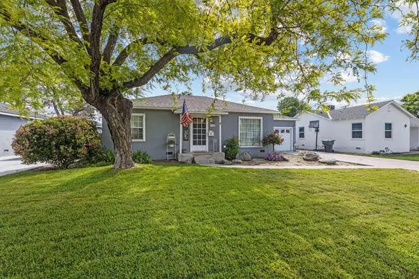 642 N Manor Street, Tulare, CA 93274
