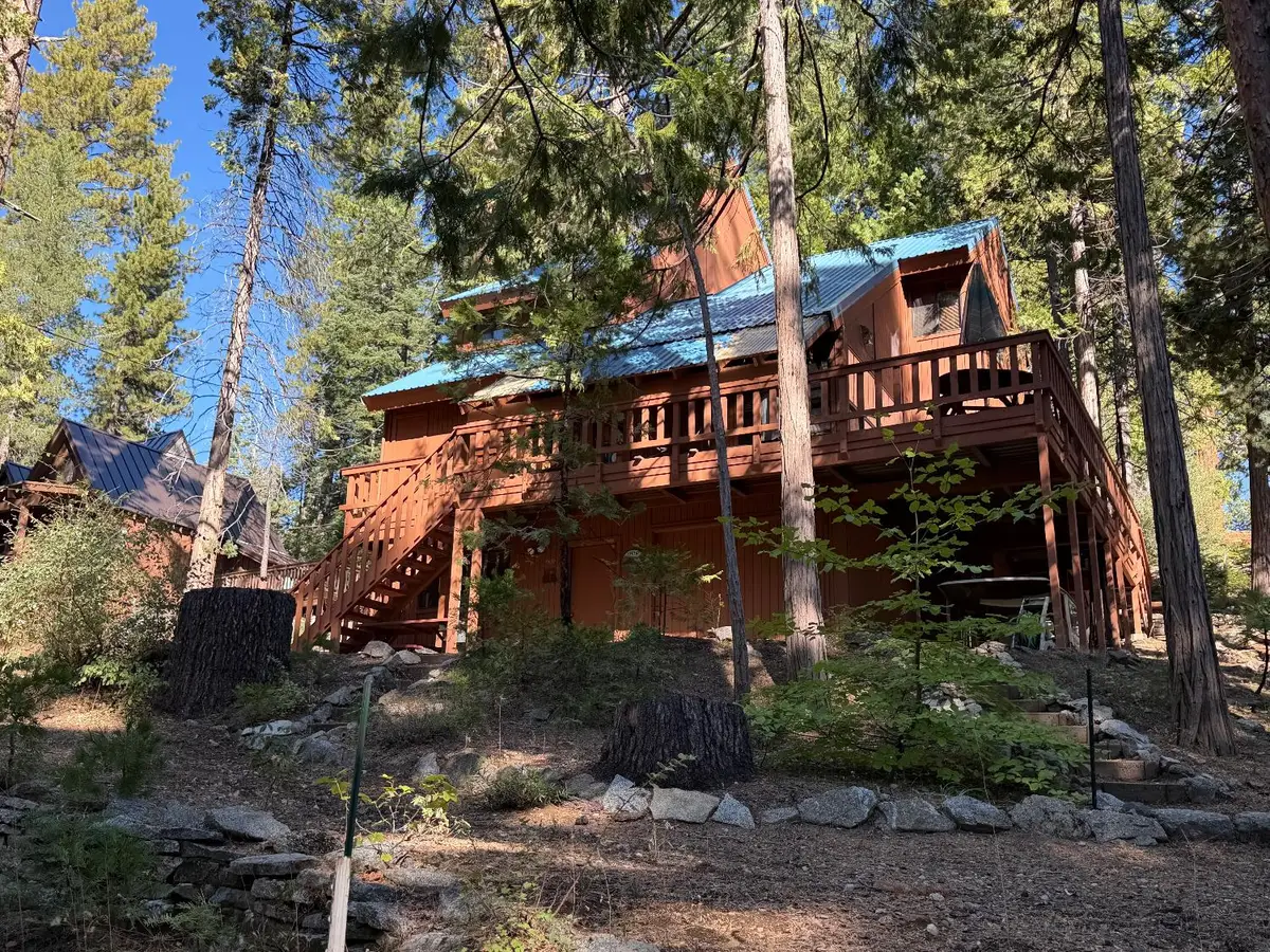 42045 Jeffrey Lane, Shaver Lake, CA 93664 - Image #1