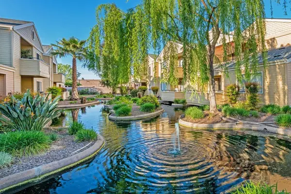 7675 N 1st Street #138, Fresno, CA 93720