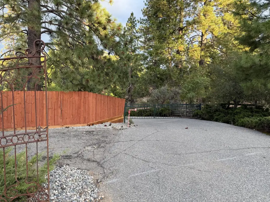 52038 Road 426, Oakhurst, CA 93644 - Image #3