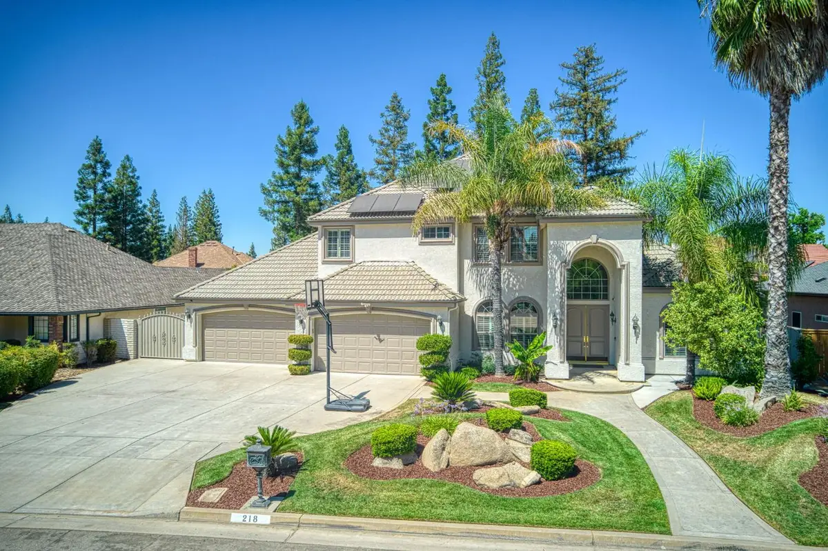 218 W Hubert Court, Fresno, CA 93711 - #1
