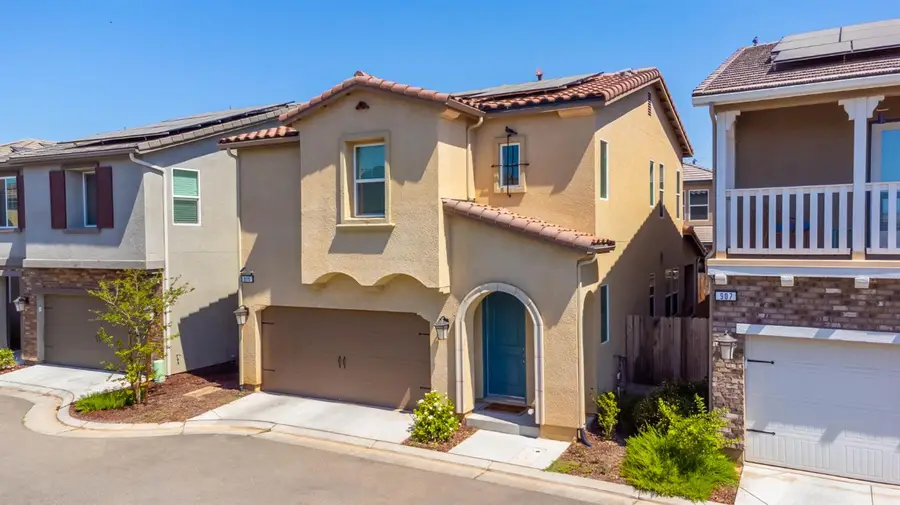 915 Winchell Way W, Madera, CA 93636 - #2