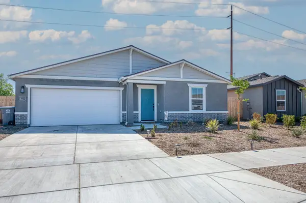 2012 Richard Ave, Sanger, CA 93657