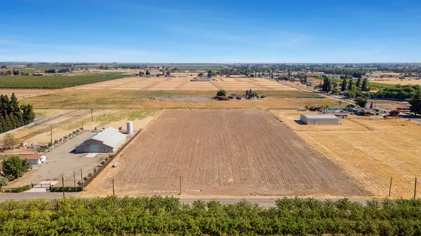 0 W Olive Avenue W, Fresno, CA 93723