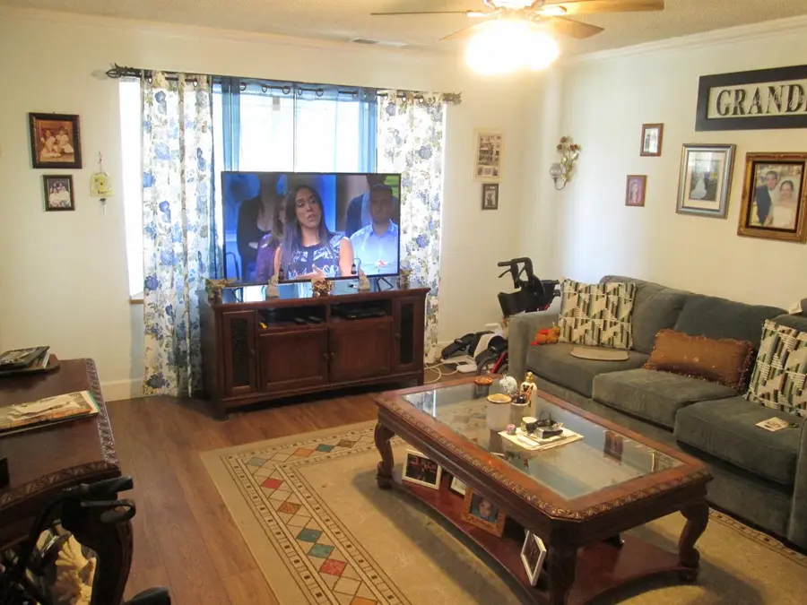 3646 S Harding Avenue, Fresno, CA 93725 - Image #2