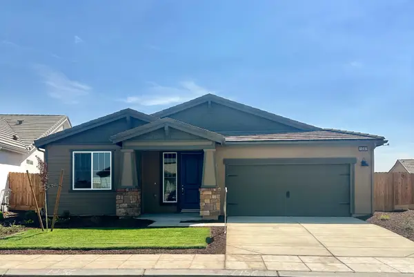 1237 Catherdral Court S, Madera, CA 93636