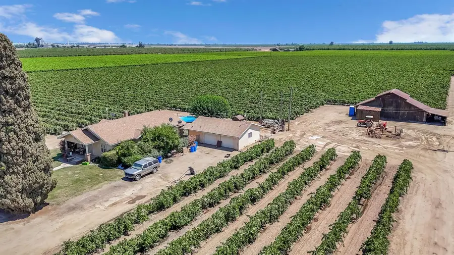 23326 Avenue 13, Madera, CA 93637 - Image #2