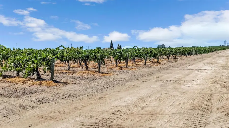 23326 Avenue 13, Madera, CA 93637 - Image #3