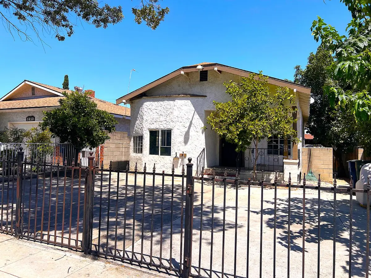 3223 E Madison Avenue, Fresno, CA 93702 - Image #1