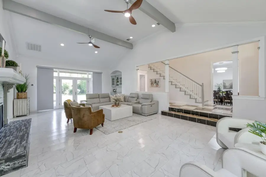 2473 W Beechwood Avenue, Fresno, CA 93711 - Image #2