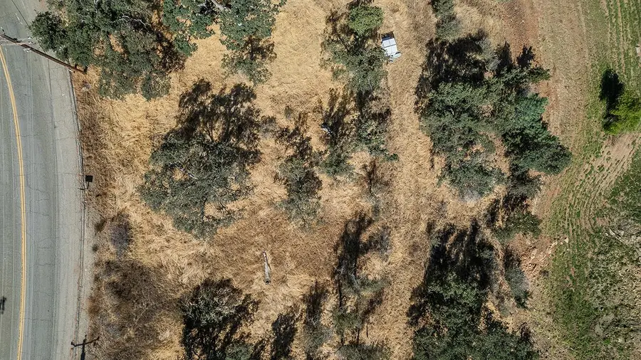 28595 Sky Harbour Road, Friant, CA 93626 - Image #3