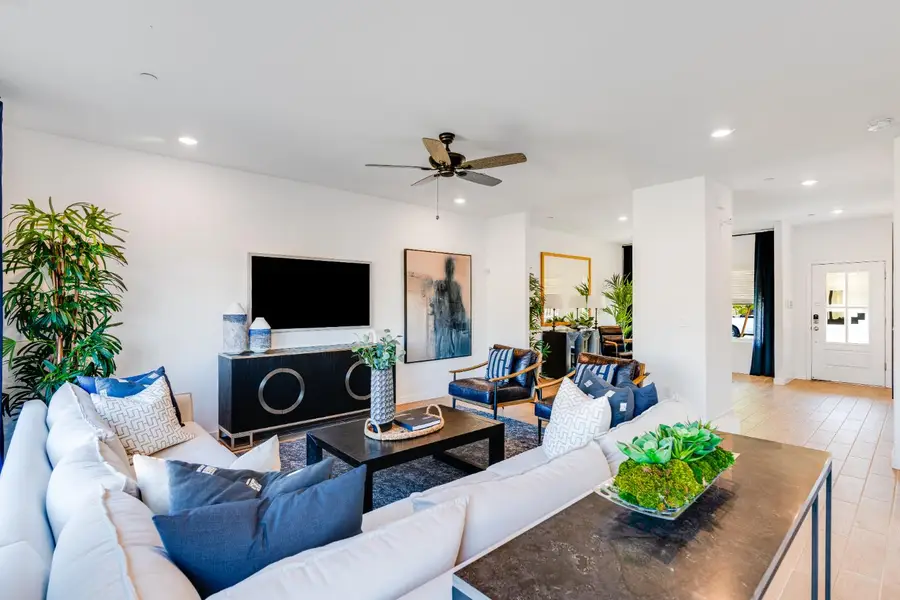 7128 E Simpson Avenue, Fresno, CA 93737 - Image #3