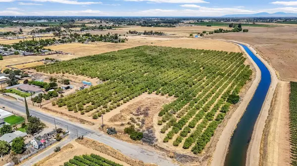 29493 Avenue 13 1/2, Madera, CA 93638