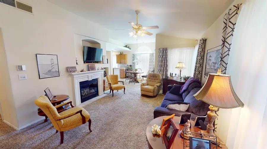 192 N Wathen Avenue, Clovis, CA 93611 - Image #3