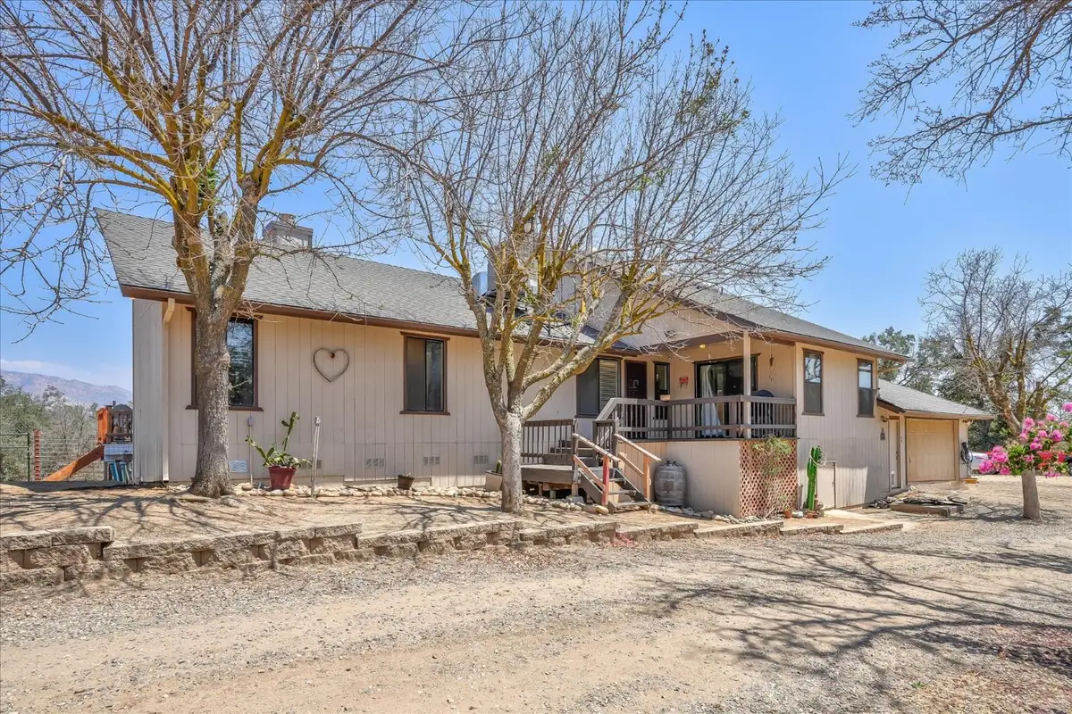 14982 N Morgan Canyon Road, Prather, CA 93651 - Image #1
