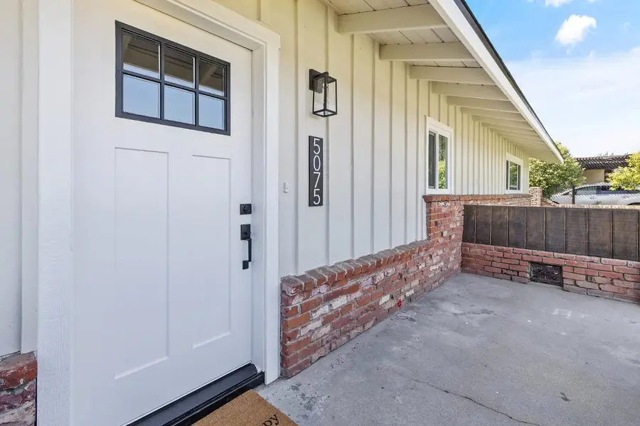 5075 N College Avenue, Fresno, CA 93704 - #3