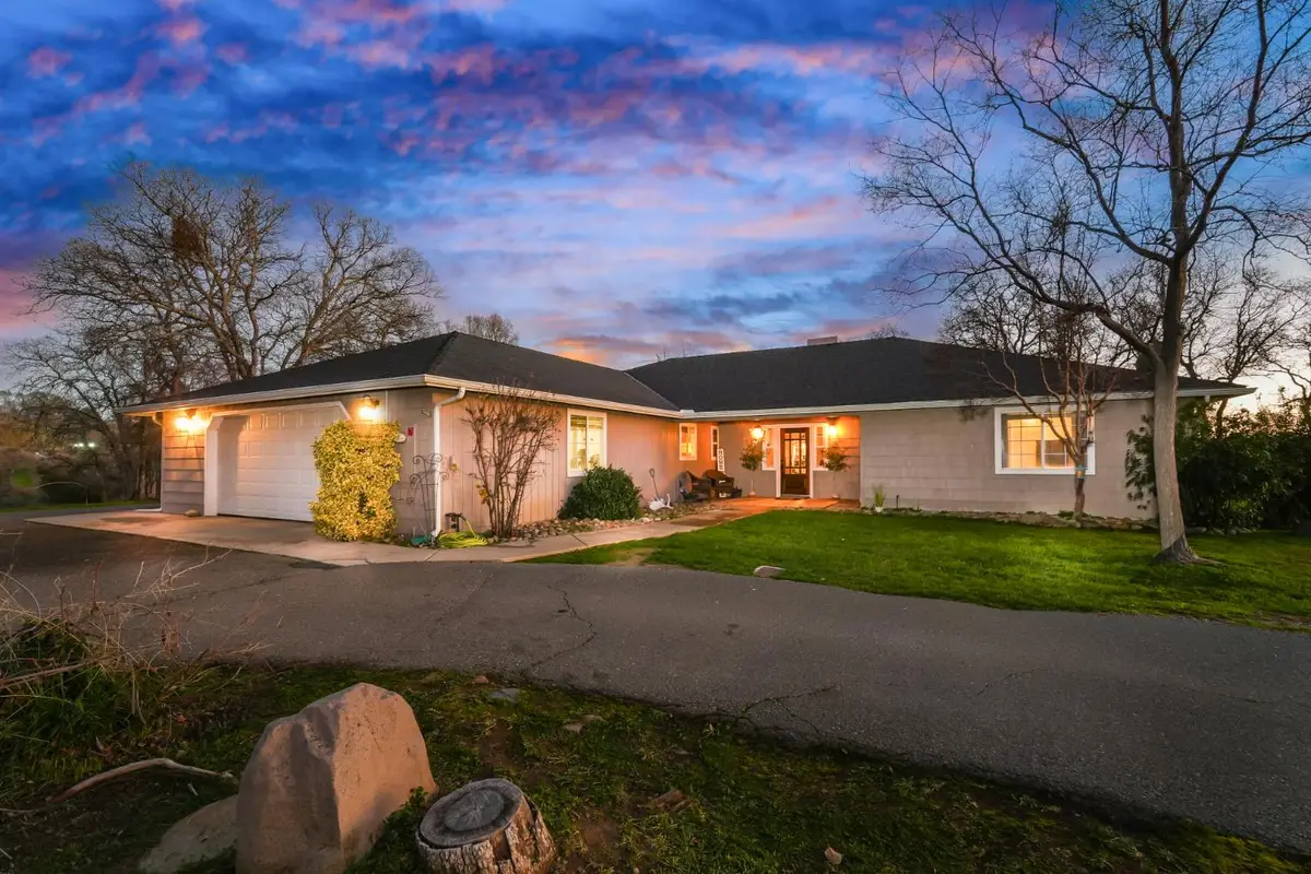 33032 Mill Creek Way, Coarsegold, CA 93614 - Image #1