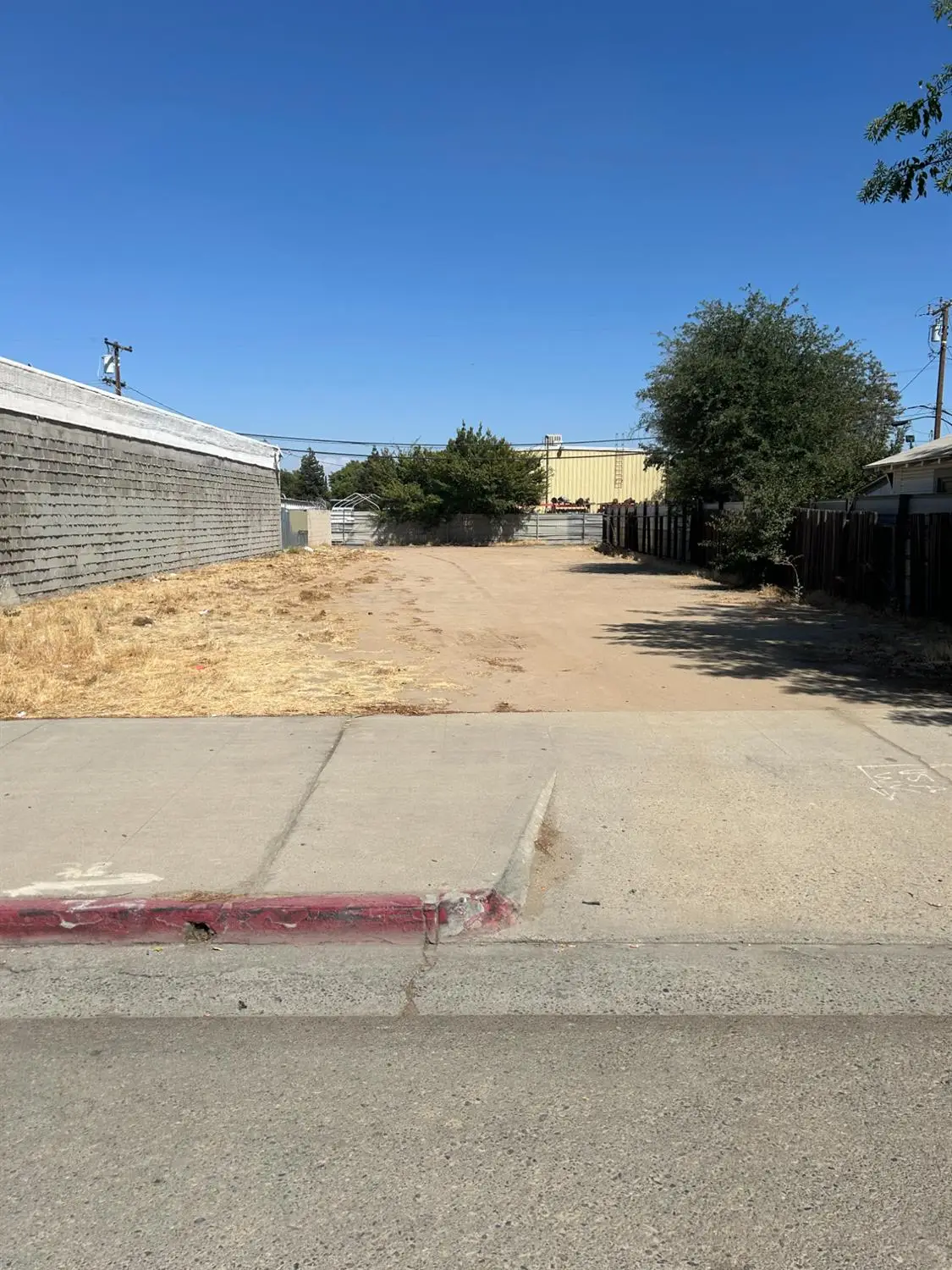 1220 N Abby Street, Fresno, CA 93703 - Image #1