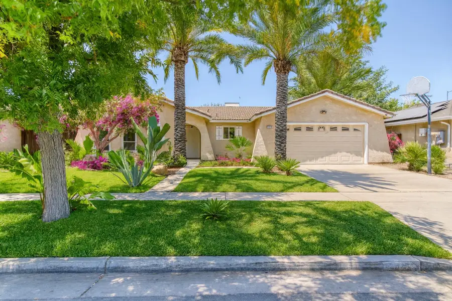 5319 N San Marcos Avenue, Fresno, CA 93722 - Image #2