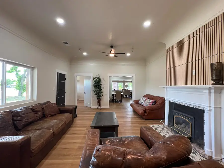 7013 N Maroa Avenue, Pinedale, CA 93650 - Image #3