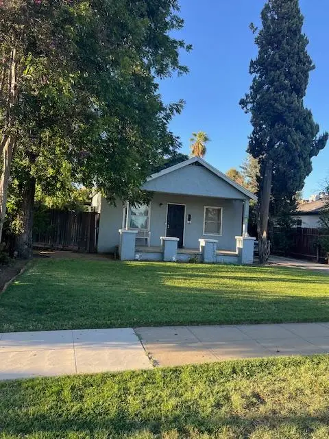311 E Dayton Avenue, Fresno, CA 93704