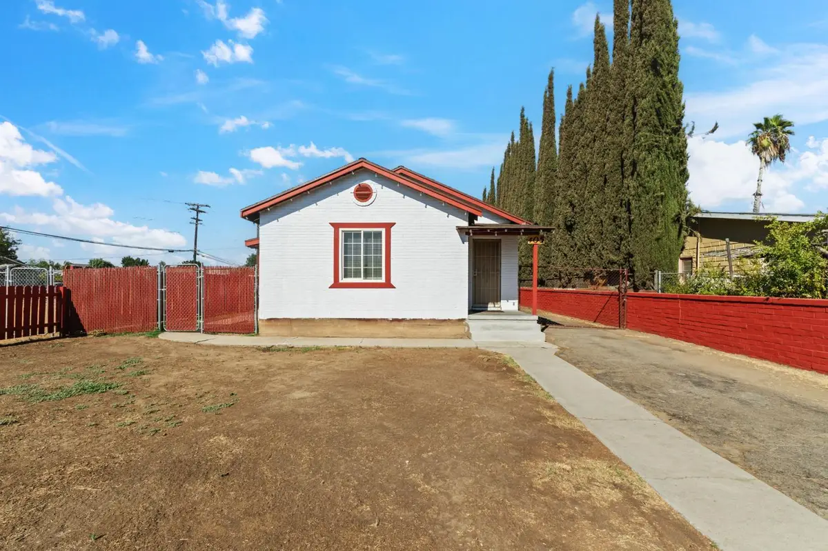 405 S C Street, Madera, CA 93638 - Image #1