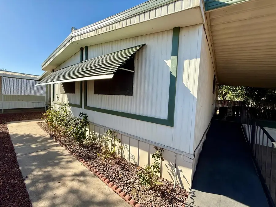 1218 E Cleveland Avenue #114, Madera, CA 93638 - Image #2