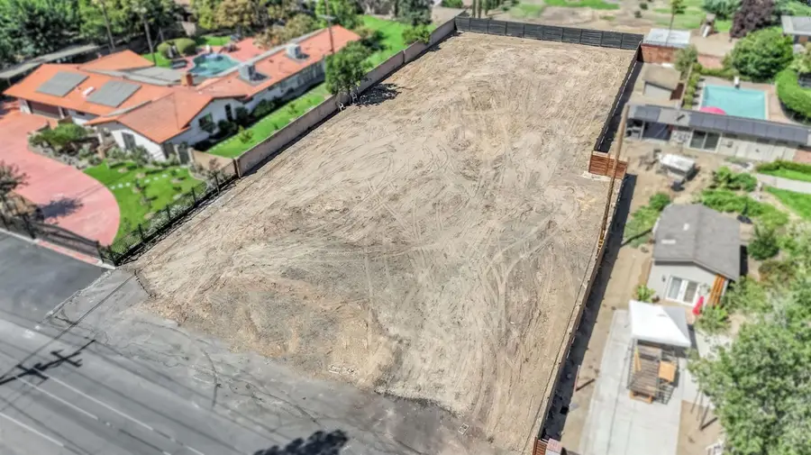 4355 N College Avenue, Fresno, CA 93704 - Image #2