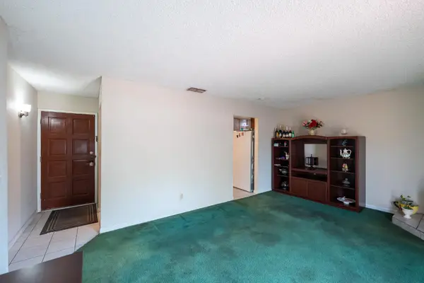 859 11th Street, Sanger, CA 93657