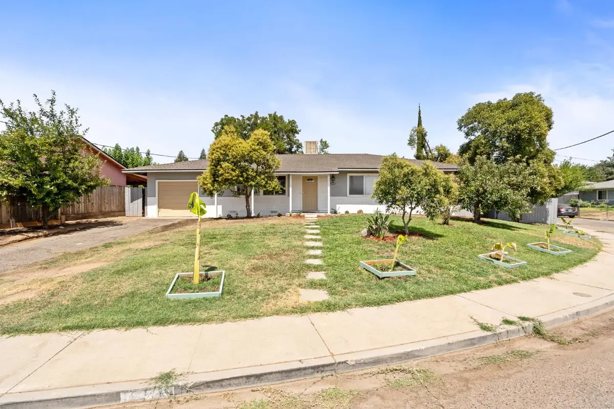 19520 Western Way, Madera, CA 93638 - Image #1