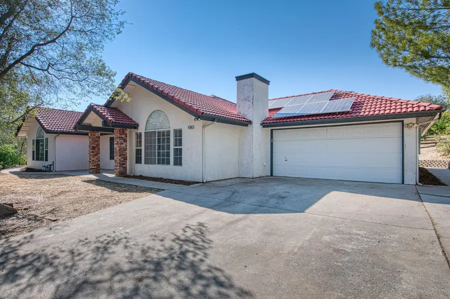 41981 Wild Horse Court, Coarsegold, CA 93614 - Image #2