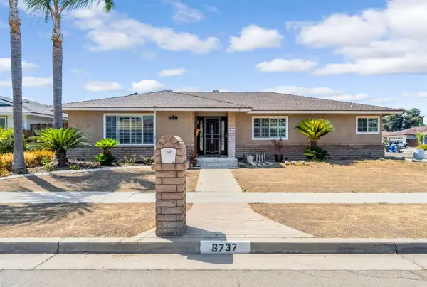 6737 N Harrison Avenue, Fresno, CA 93711