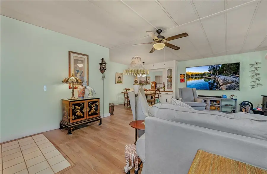 339 N Frankwood #29, Sanger, CA 93657 - Image #2