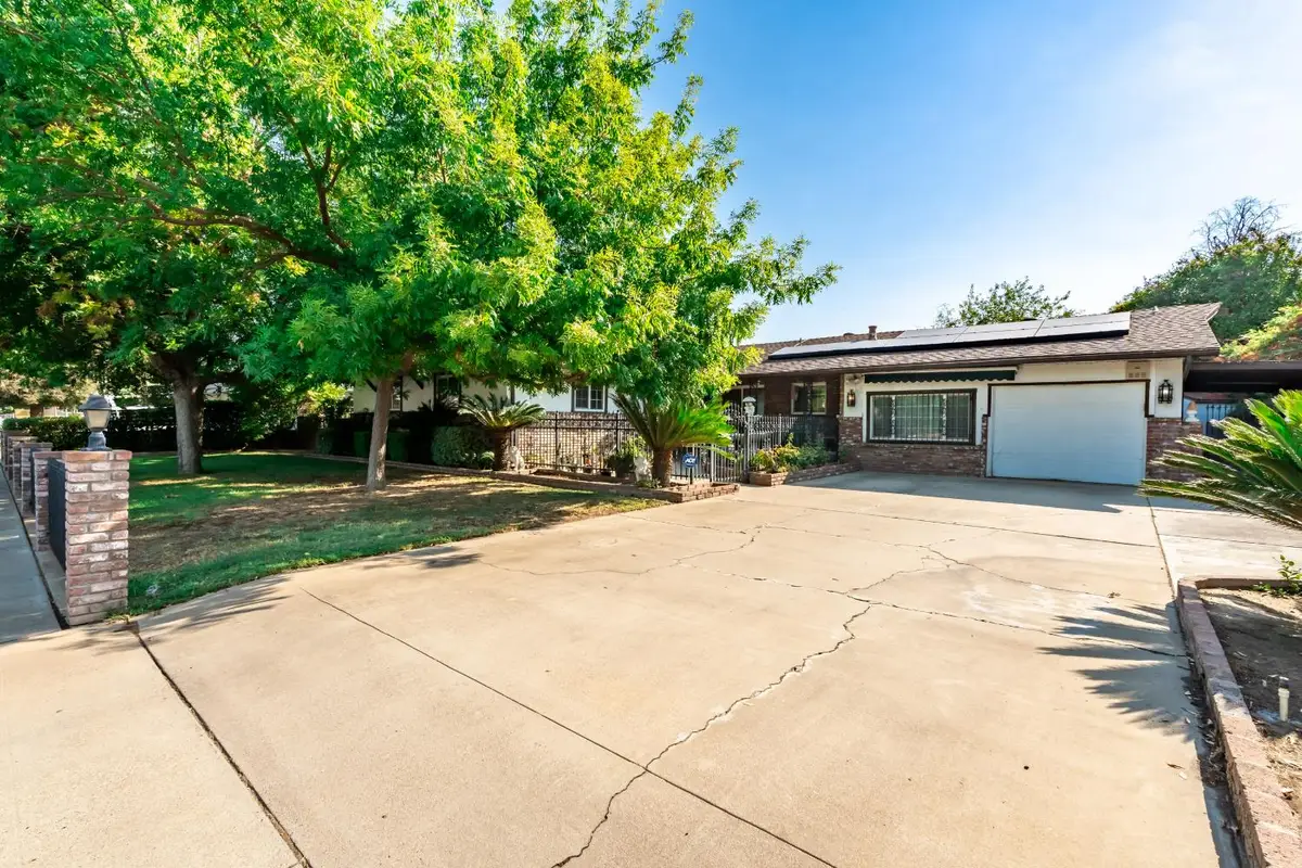 5370 N Maroa Avenue, Fresno, CA 93704 - Image #1