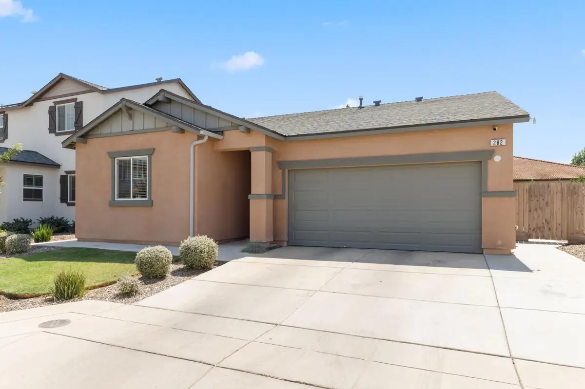 282 Rosebriar Street, Madera, CA 93638 - Image #1