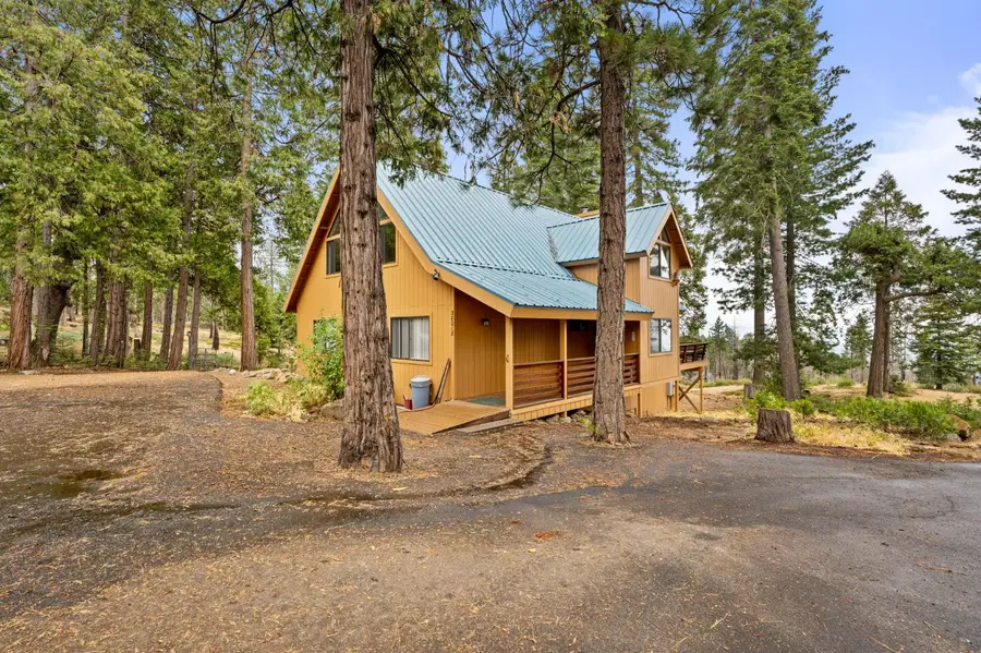 38018 Glenwood Lane, Shaver Lake, CA 93664 - Image #2