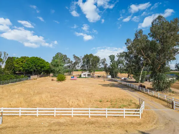 3520 N Bethel Drive, Sanger, CA 93657