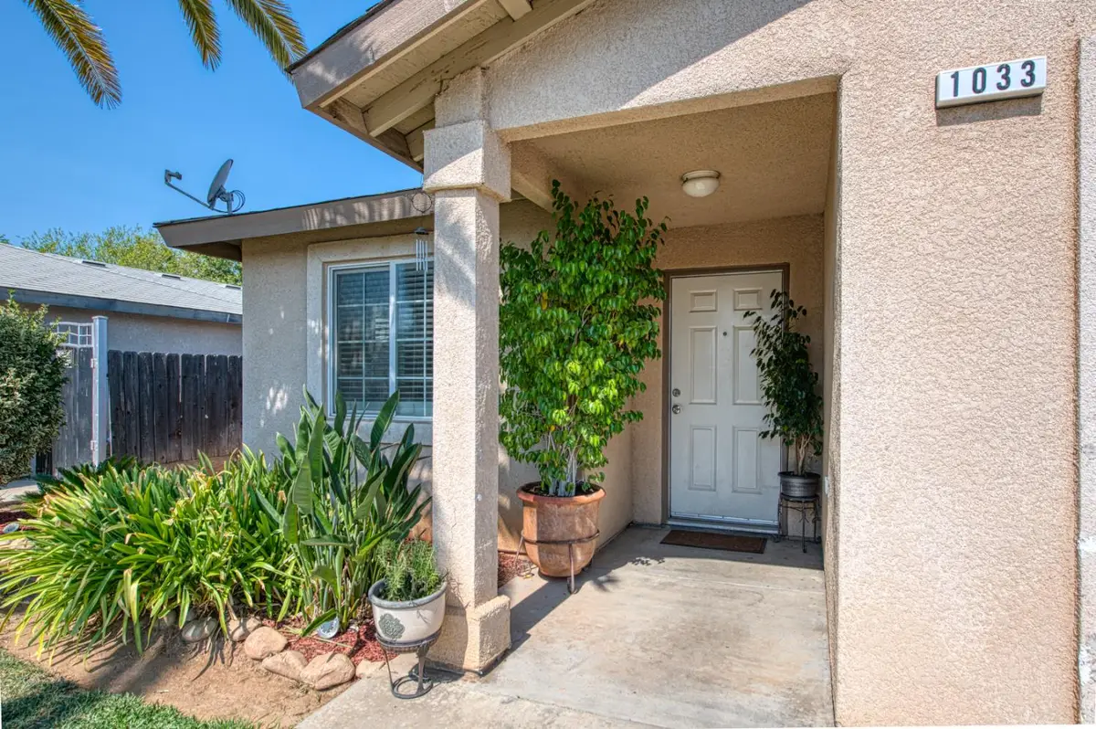 1033 Koufax, Madera, CA 93638 - Image #1