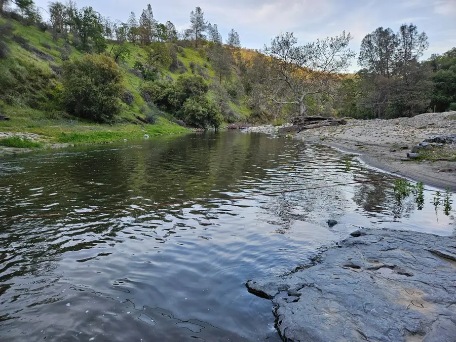 1000 Trimmer Spring Road, Sanger, CA 93657 - #3