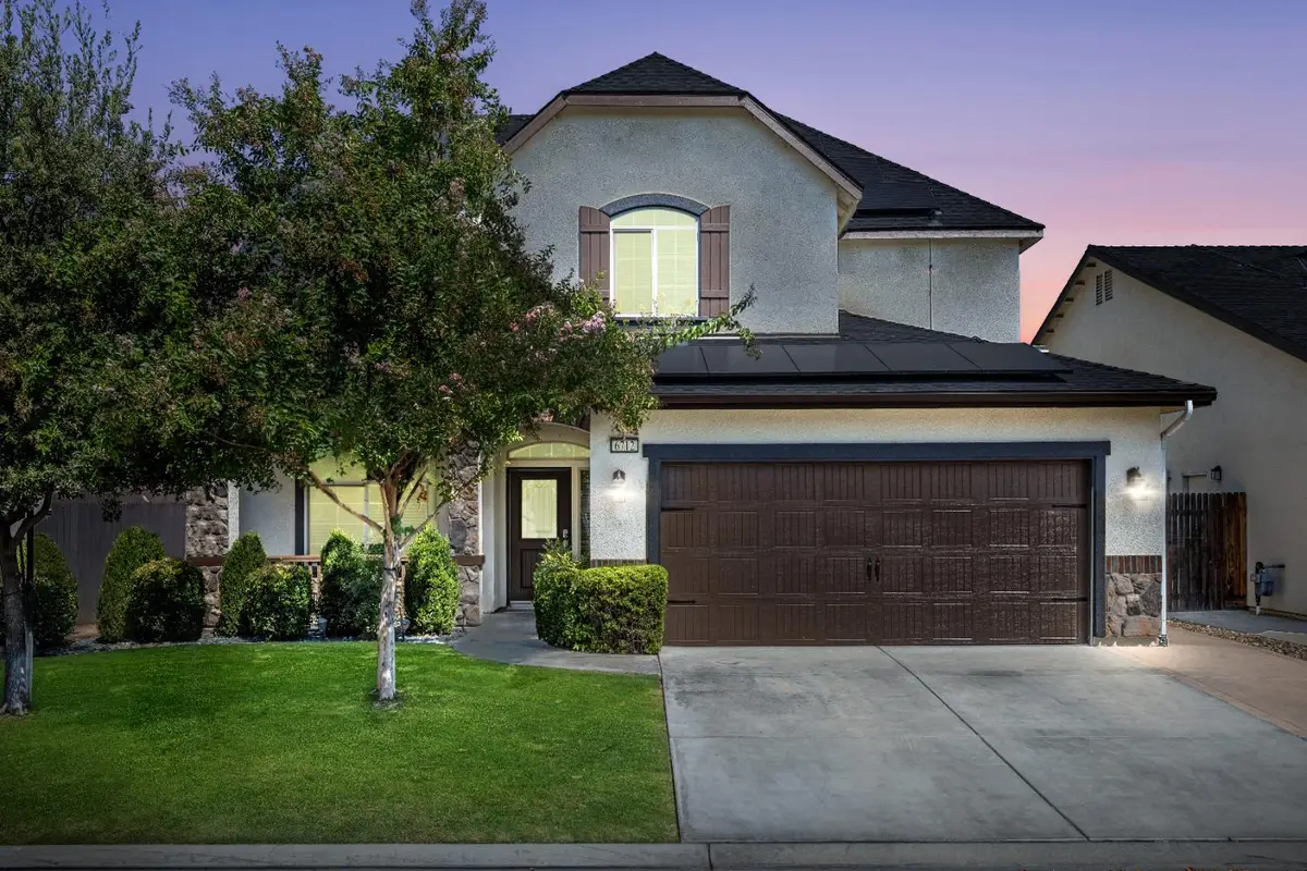 6712 W Lucas Drive, Fresno, CA 93722 - Image #1