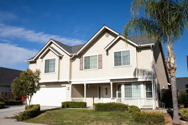 4712 W Celeste Avenue, Fresno, CA 93722