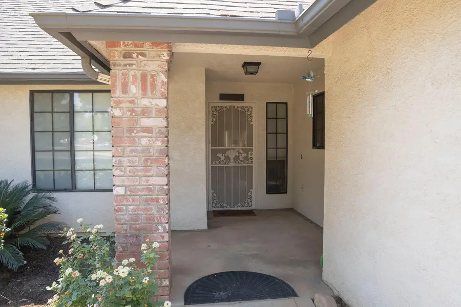 4229 W Palo Alto Avenue, Fresno, CA 93722 - Image #2