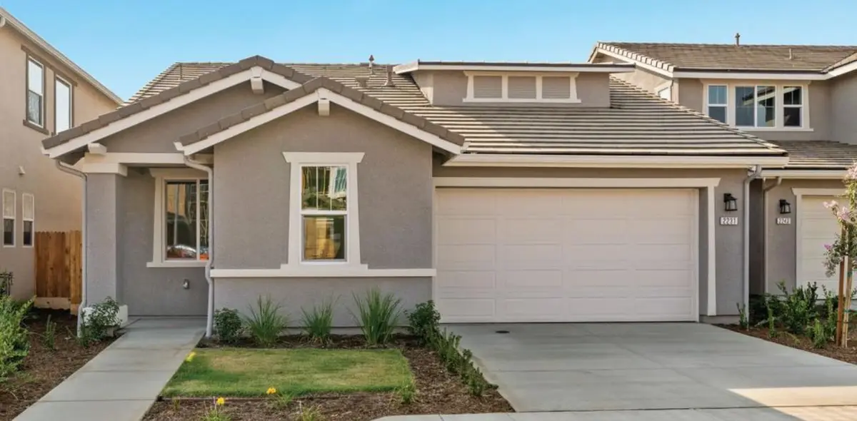 2231 N Bliss Avenue, Fresno, CA 93727 - Image #1