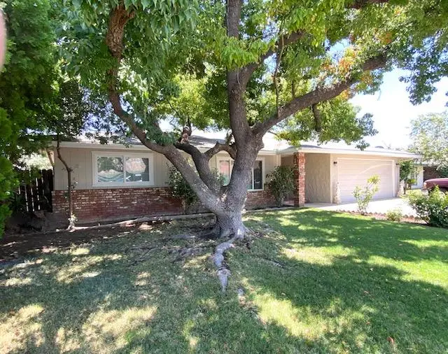 238 Fairbanks Avenue, Sanger, CA 93657 - Image #1