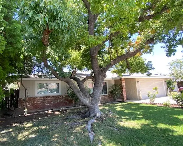 238 Fairbanks Avenue, Sanger, CA 93657 - Image #3