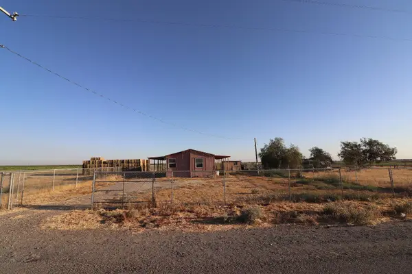 7337 W Mount Whitney Avenue, Riverdale, CA 93656